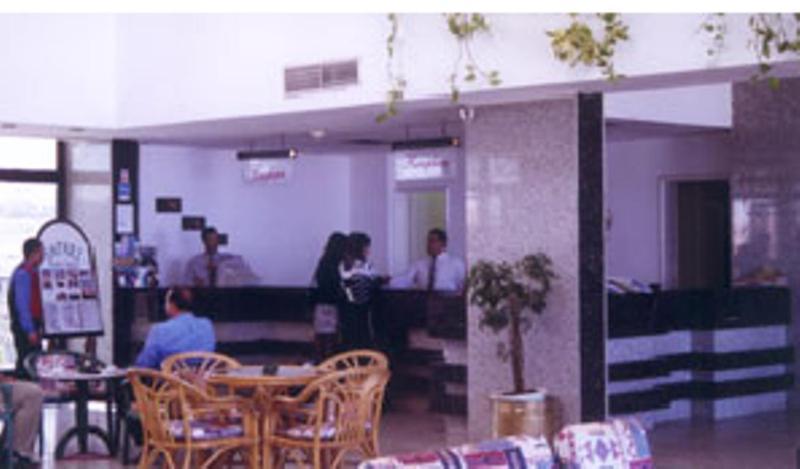 Beirut Hotel ฮูร์กาดา ภายนอก รูปภาพ